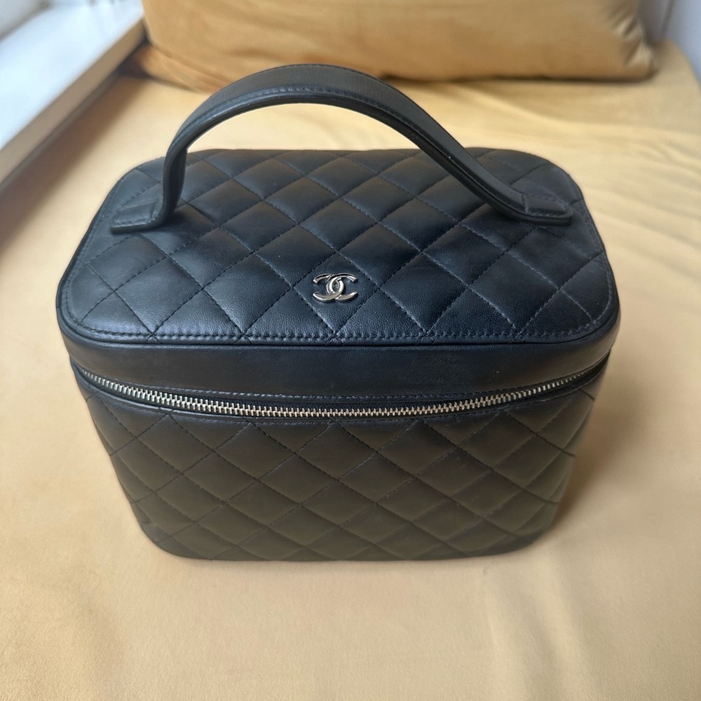 CHANEL Quilted Caviar Vanity Bag